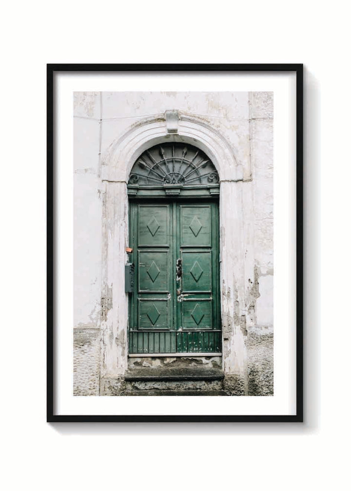 GREEN DOOR